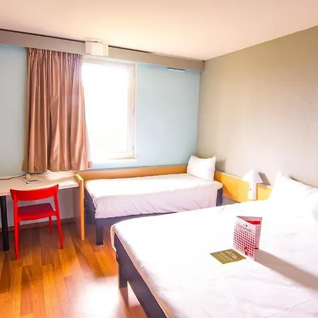 מלון Ibis Colmar Est - Restaurant En Alsace