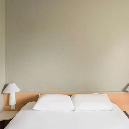 מלון Ibis Colmar Est - Restaurant En Alsace 3*